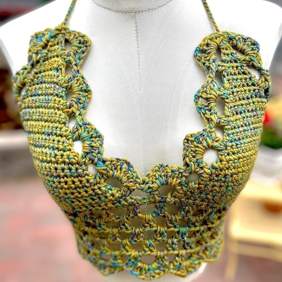CROCHETED GREEN FESTIVAL OR SWIM TOP - Picture 3 of 7